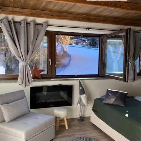 La Finestra Sulla Montagna - The Window On The Mountain Apartment Pila  Exterior photo